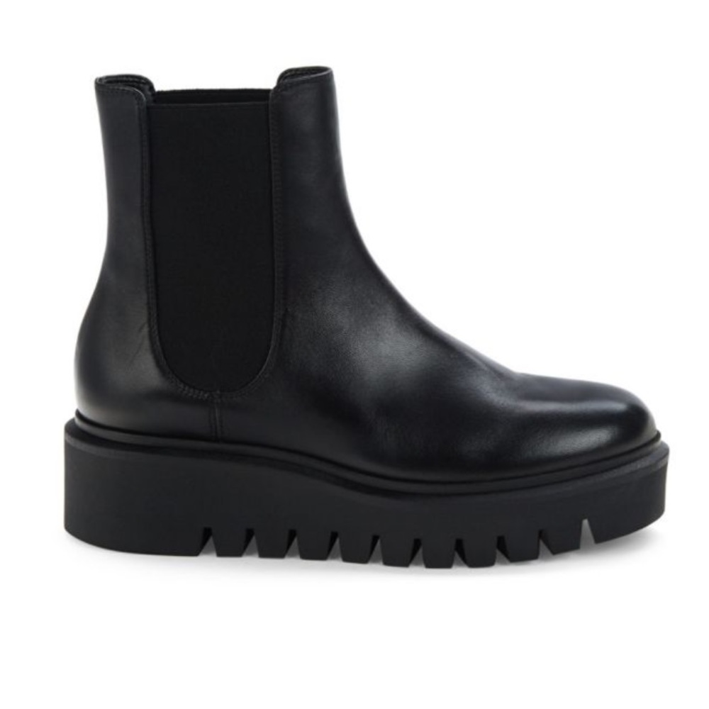 Stuart Weitzman Chalet Leather Chelsea Boots 10